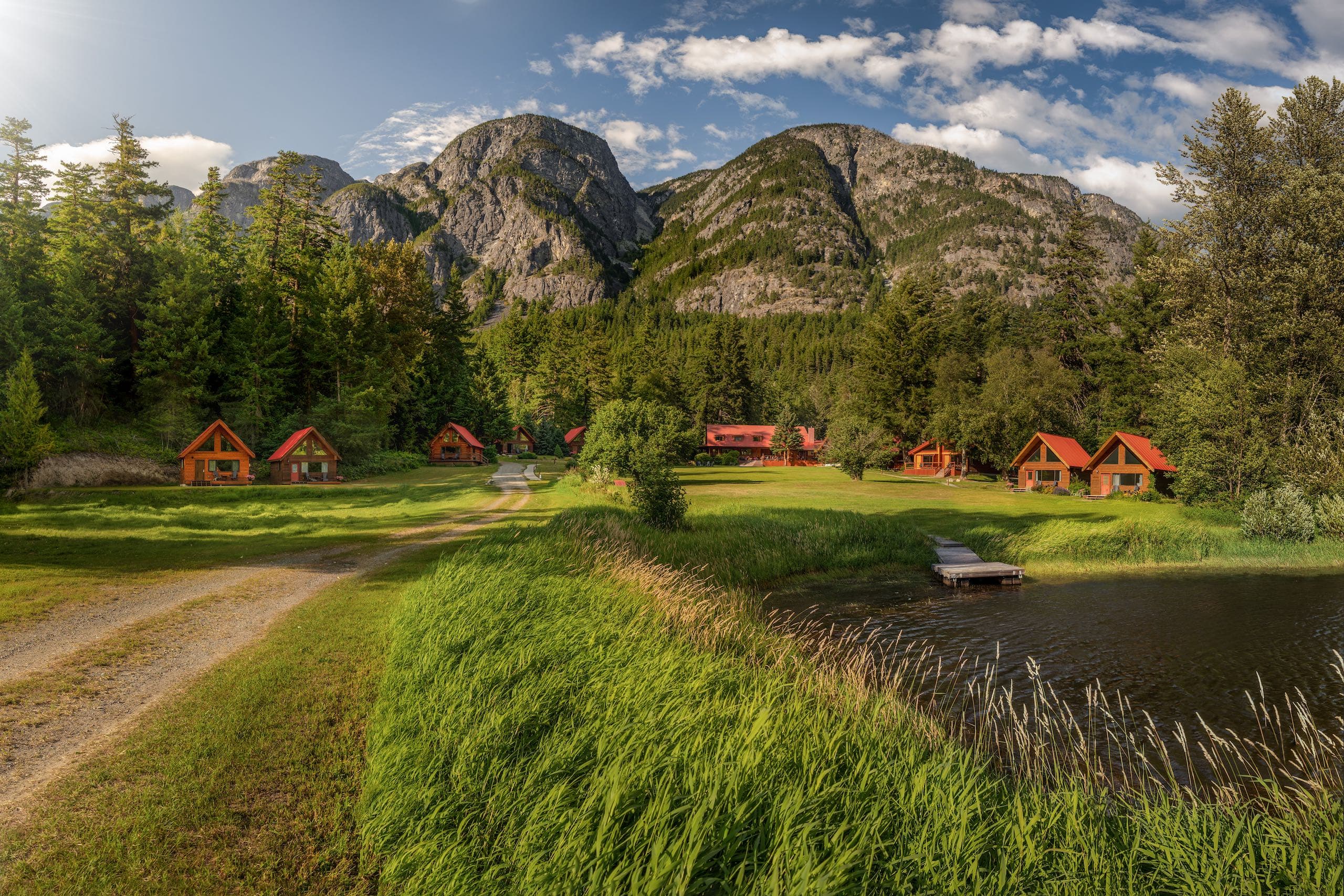 Front lawn at Tweedsmuir Park Lodge