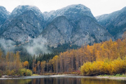 Scenic River Drifts in the autumn